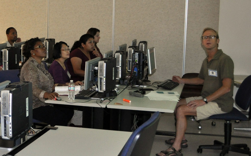 2011_AirUCI_labs_003