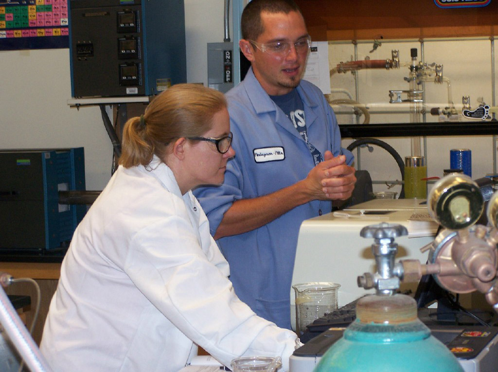 2013_AirUCI_Mickey_labs_037
